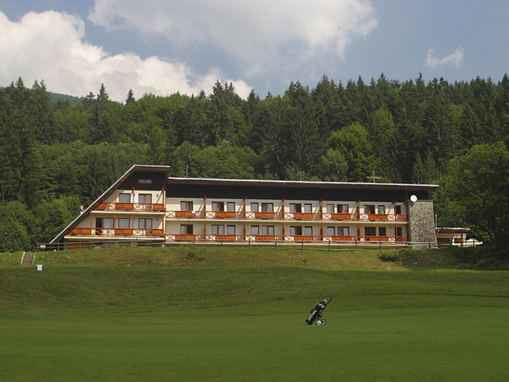 Dependence Hotela Stupka - Golf Hotel